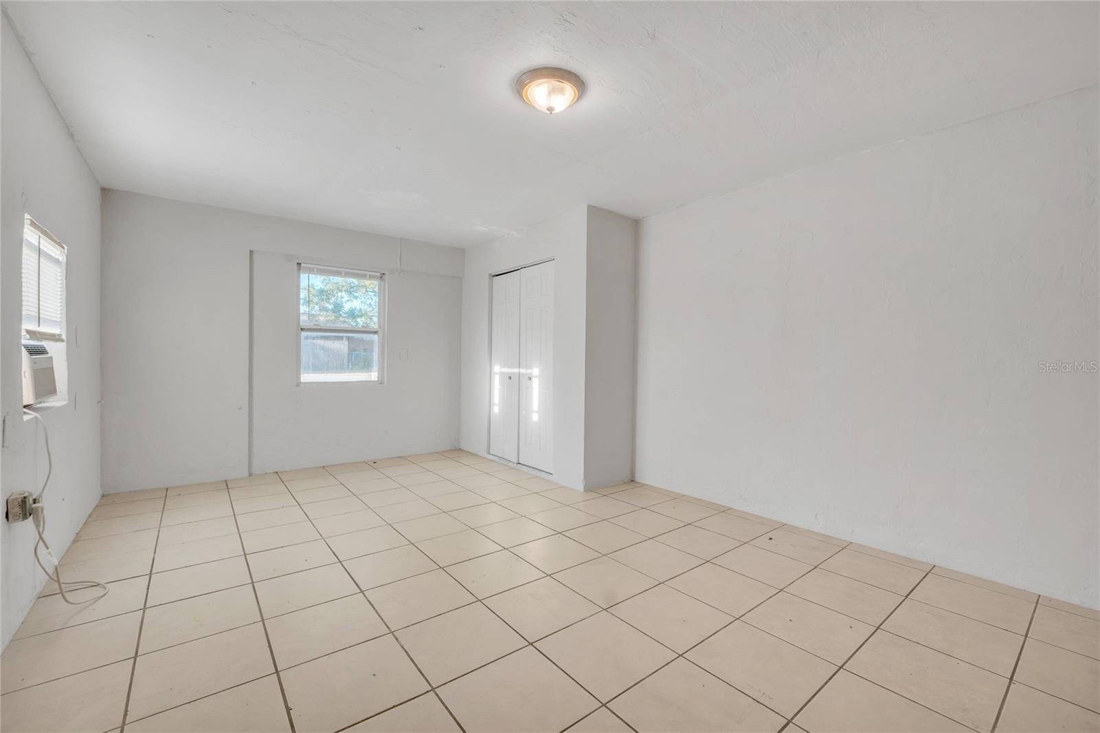 Image 13 of 14 For 552 Fairmount Road