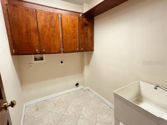 Image 20 of 33 For 3905 Dumfries Court