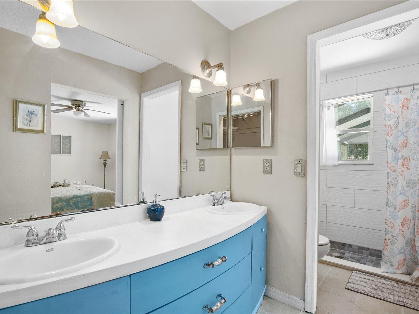 Image 15 of 28 For 5621 Baybrook Ave