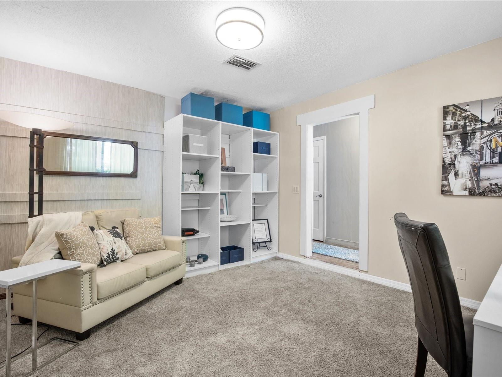 Image 21 of 28 For 5621 Baybrook Ave