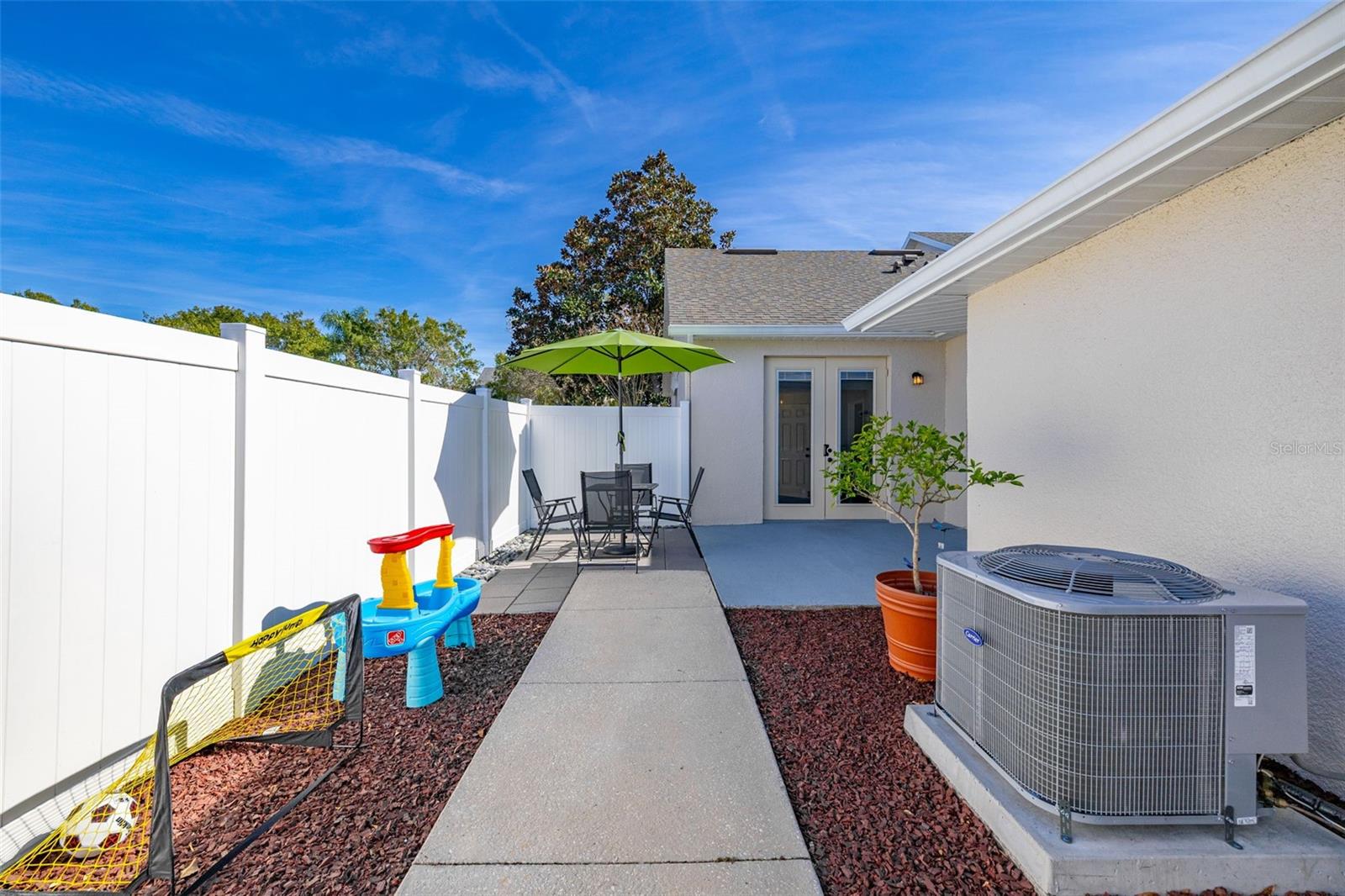 Image 20 of 36 For 13833 Ancilla Boulevard