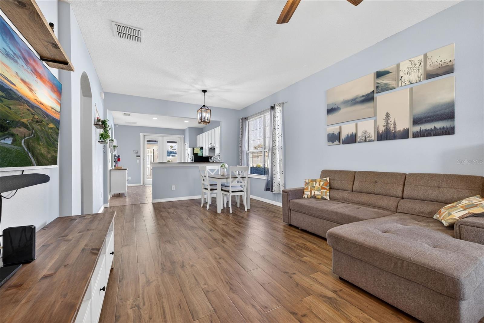 Image 3 of 36 For 13833 Ancilla Boulevard