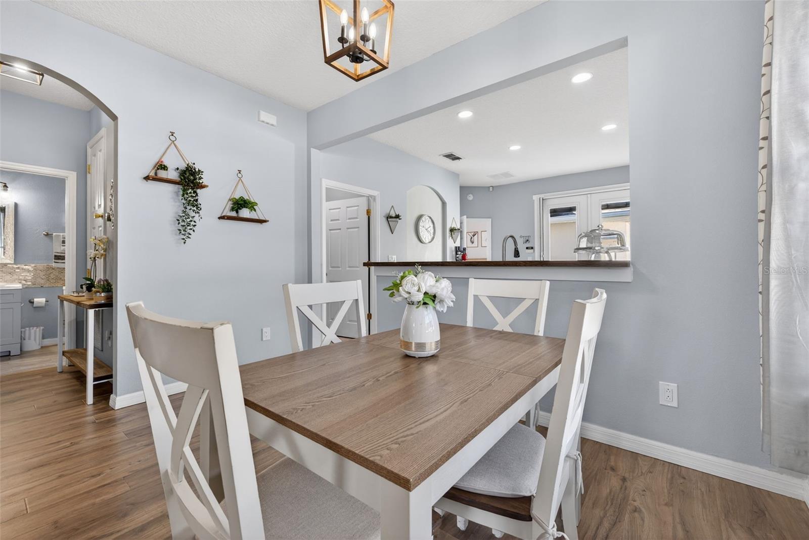 Image 6 of 36 For 13833 Ancilla Boulevard