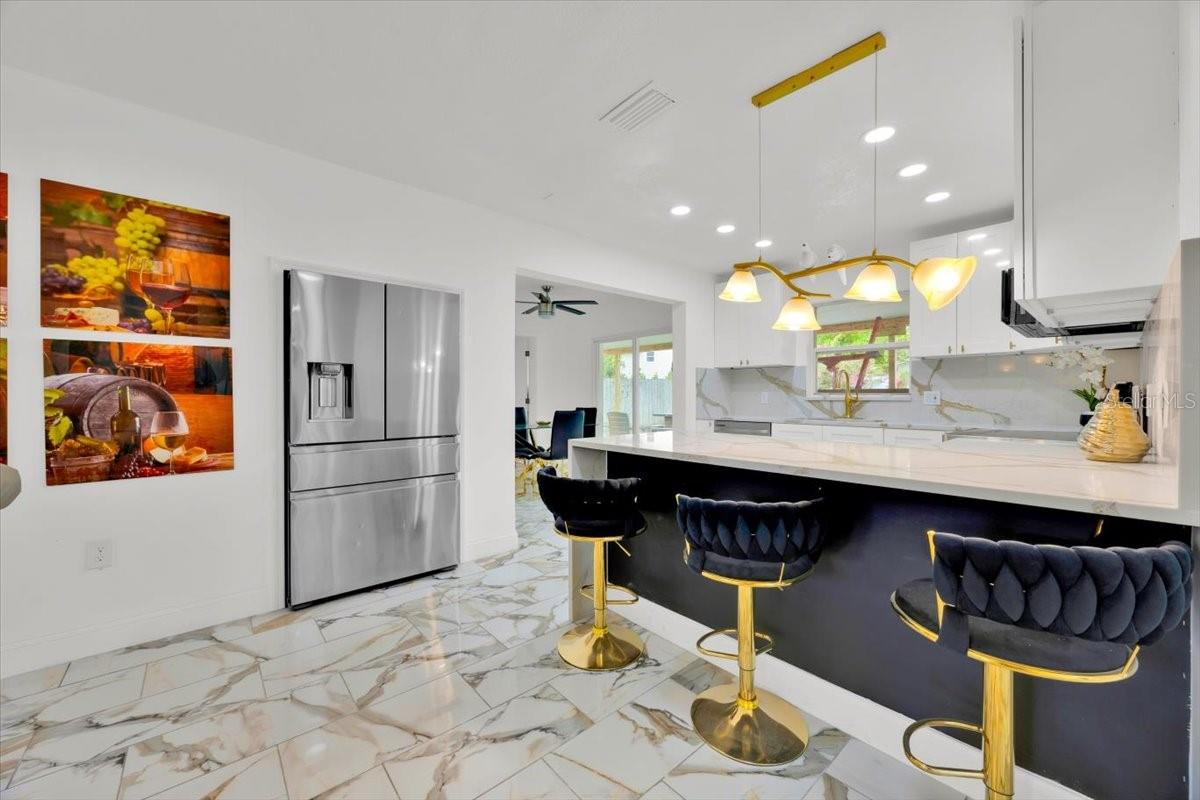 Image 11 of 28 For 5108 Avignon Court