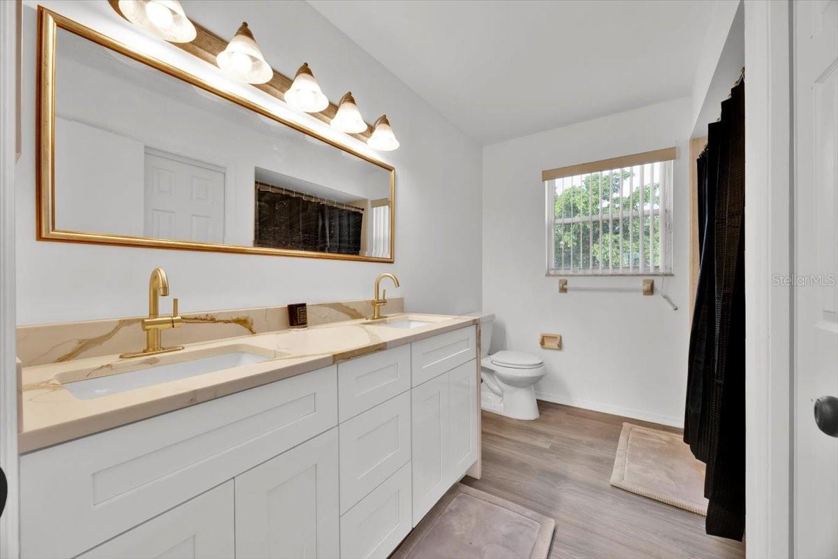 Image 26 of 28 For 5108 Avignon Court