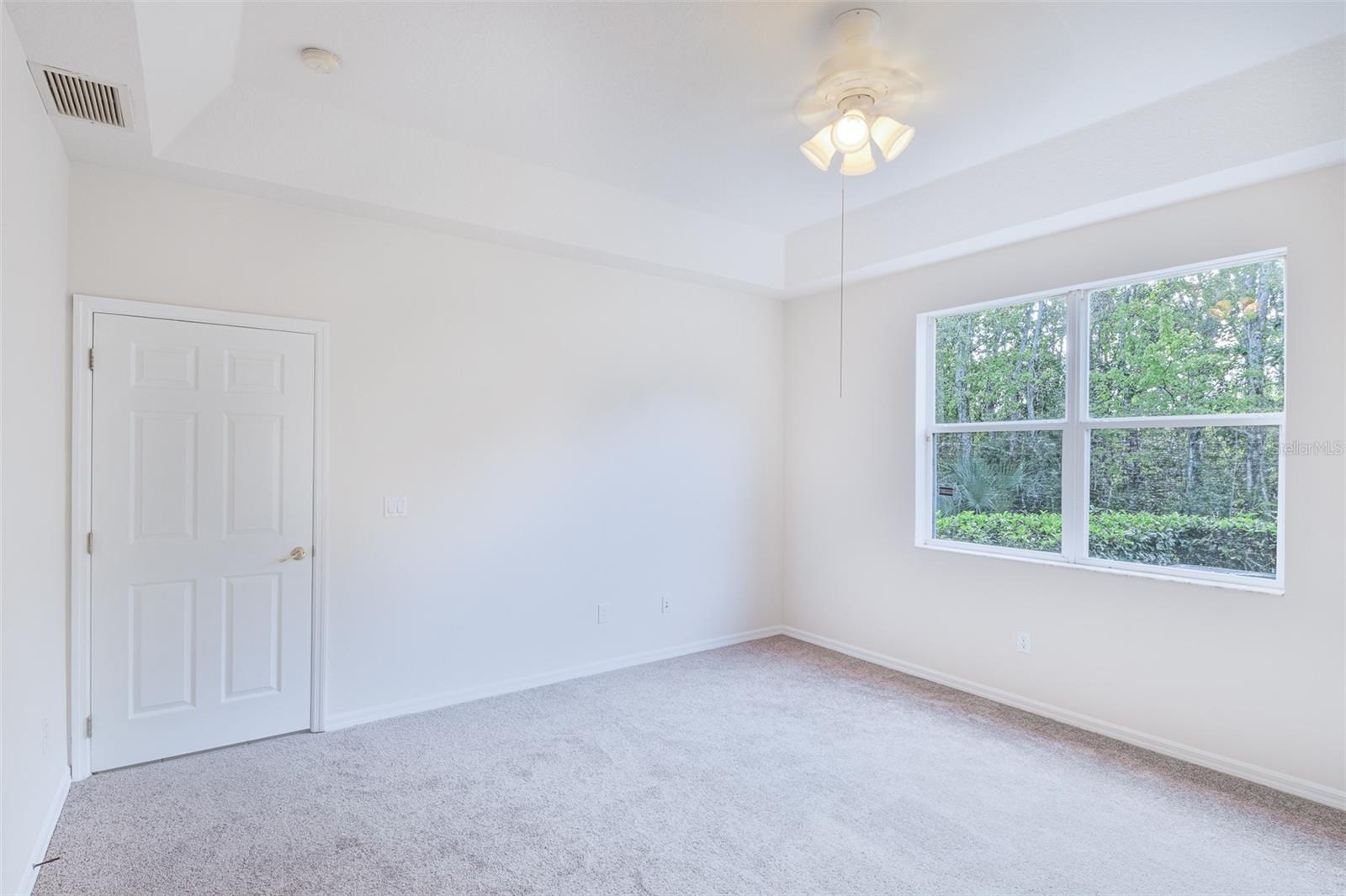 Image 31 of 49 For 9434 Myrtle Creek Lane 905