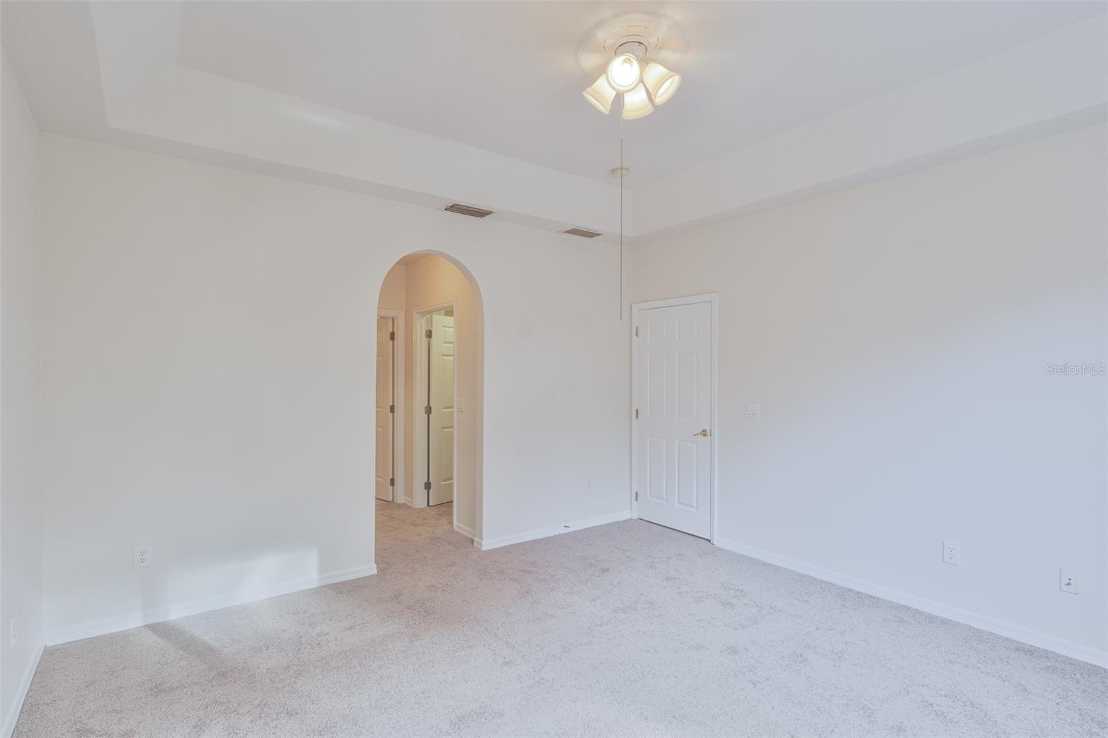 Image 32 of 49 For 9434 Myrtle Creek Lane 905