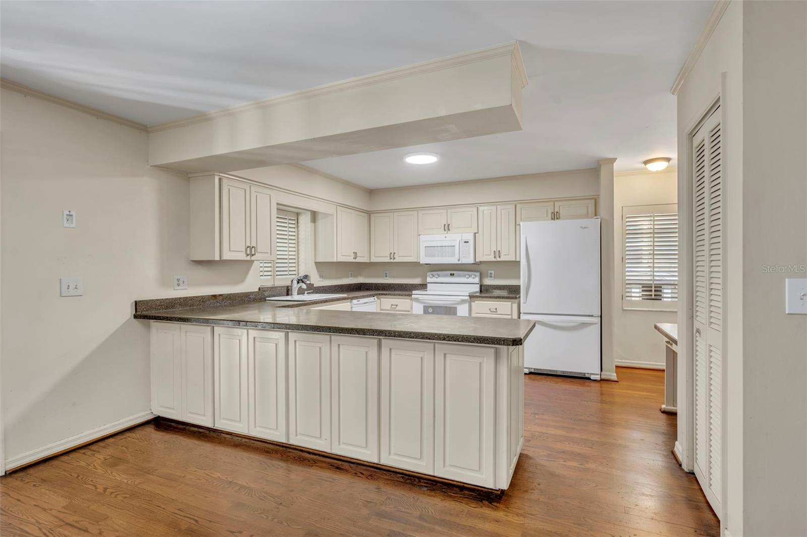 Image 11 of 36 For 1515 Orangewood Avenue