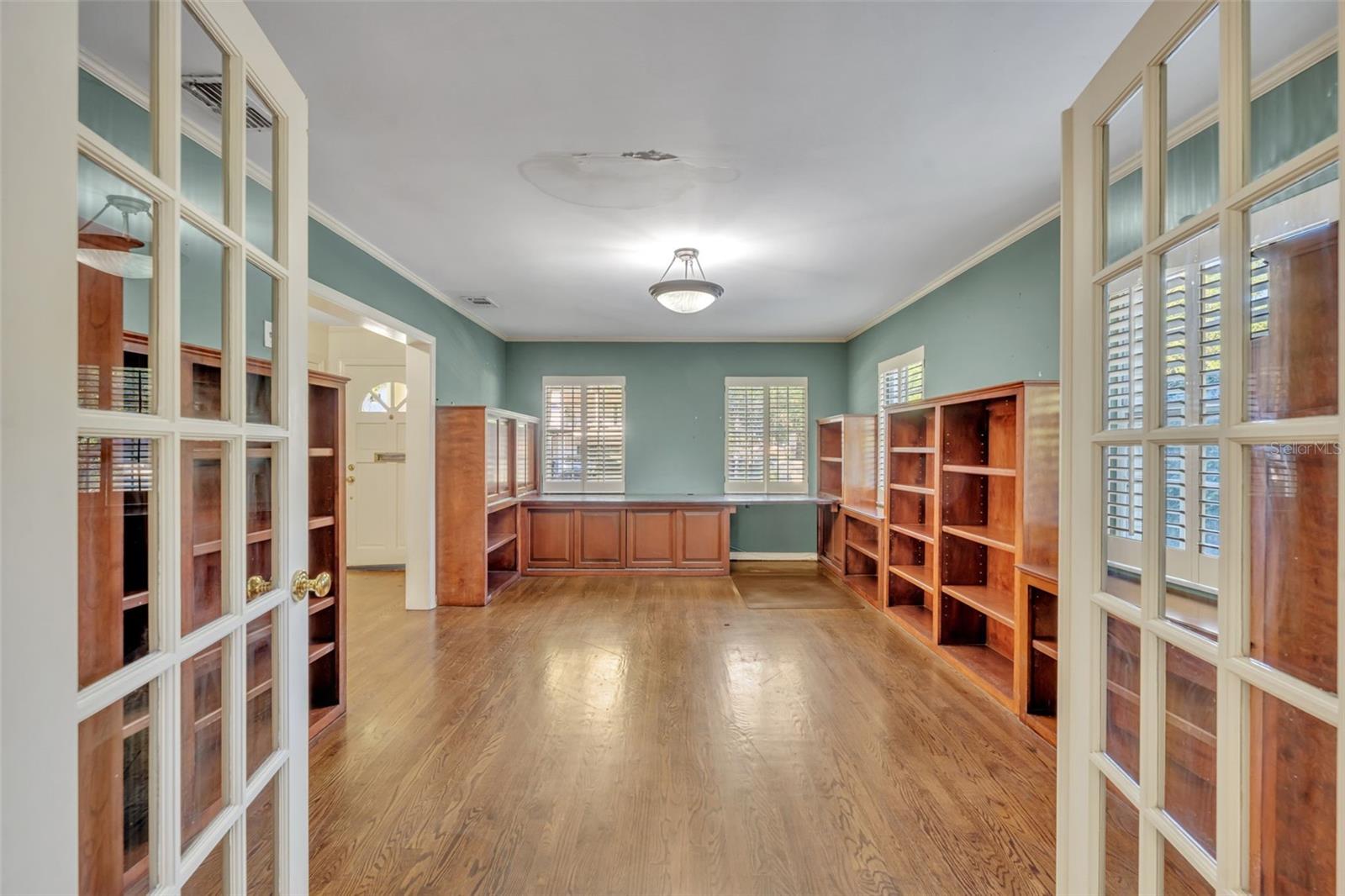 Image 19 of 36 For 1515 Orangewood Avenue