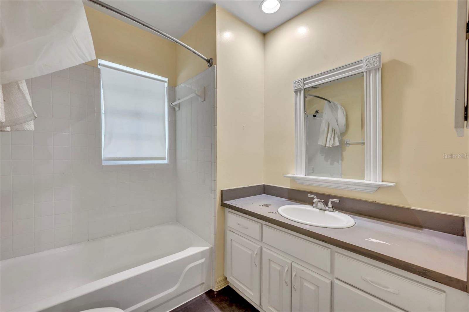 Image 28 of 36 For 1515 Orangewood Avenue