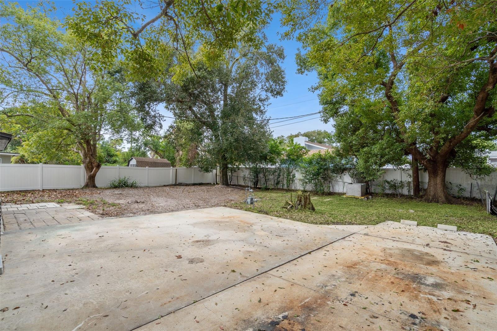 Image 29 of 40 For 140 N. Fairfax