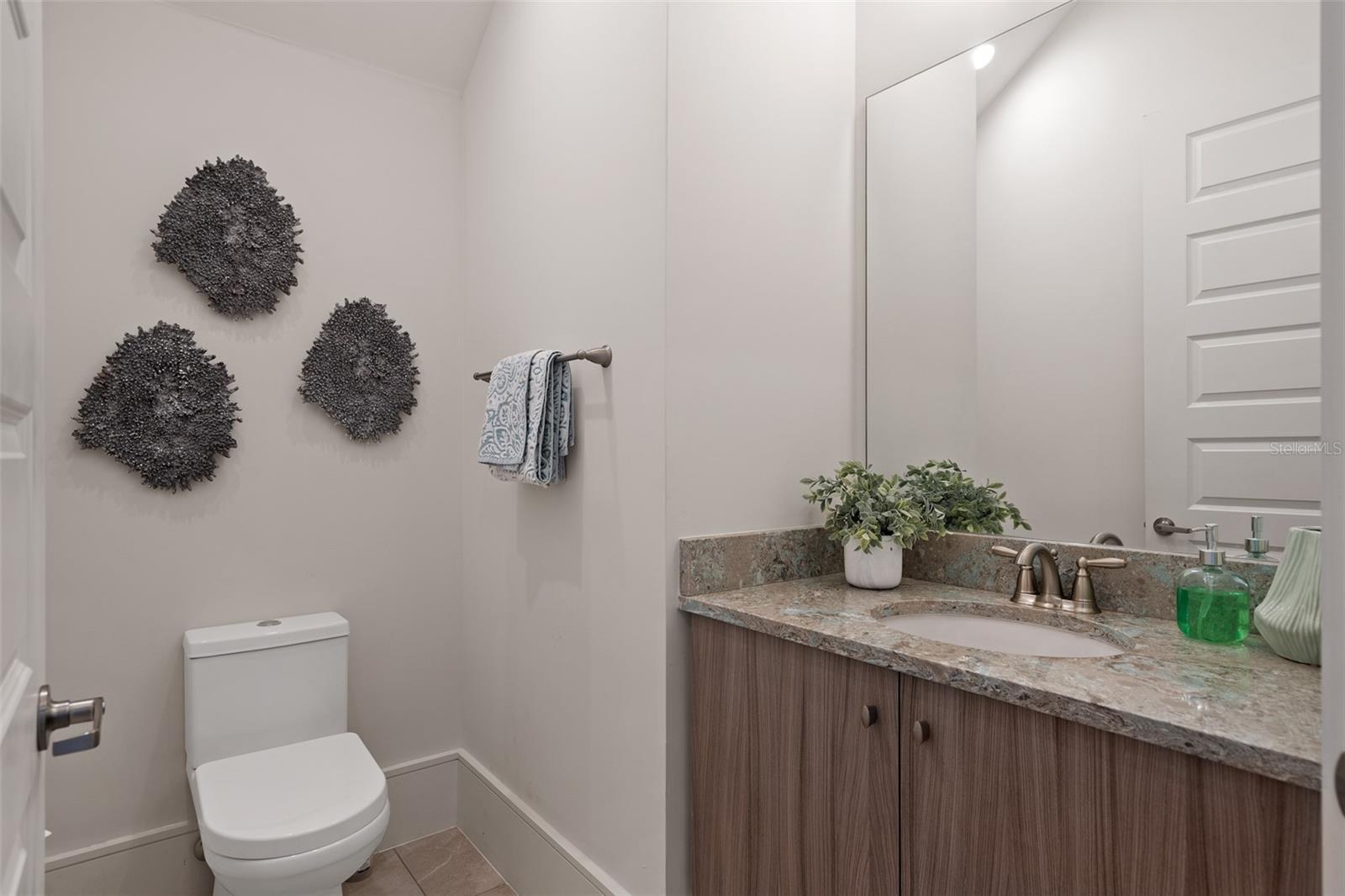 Image 38 of 65 For 1045 Jack Nicklaus Court