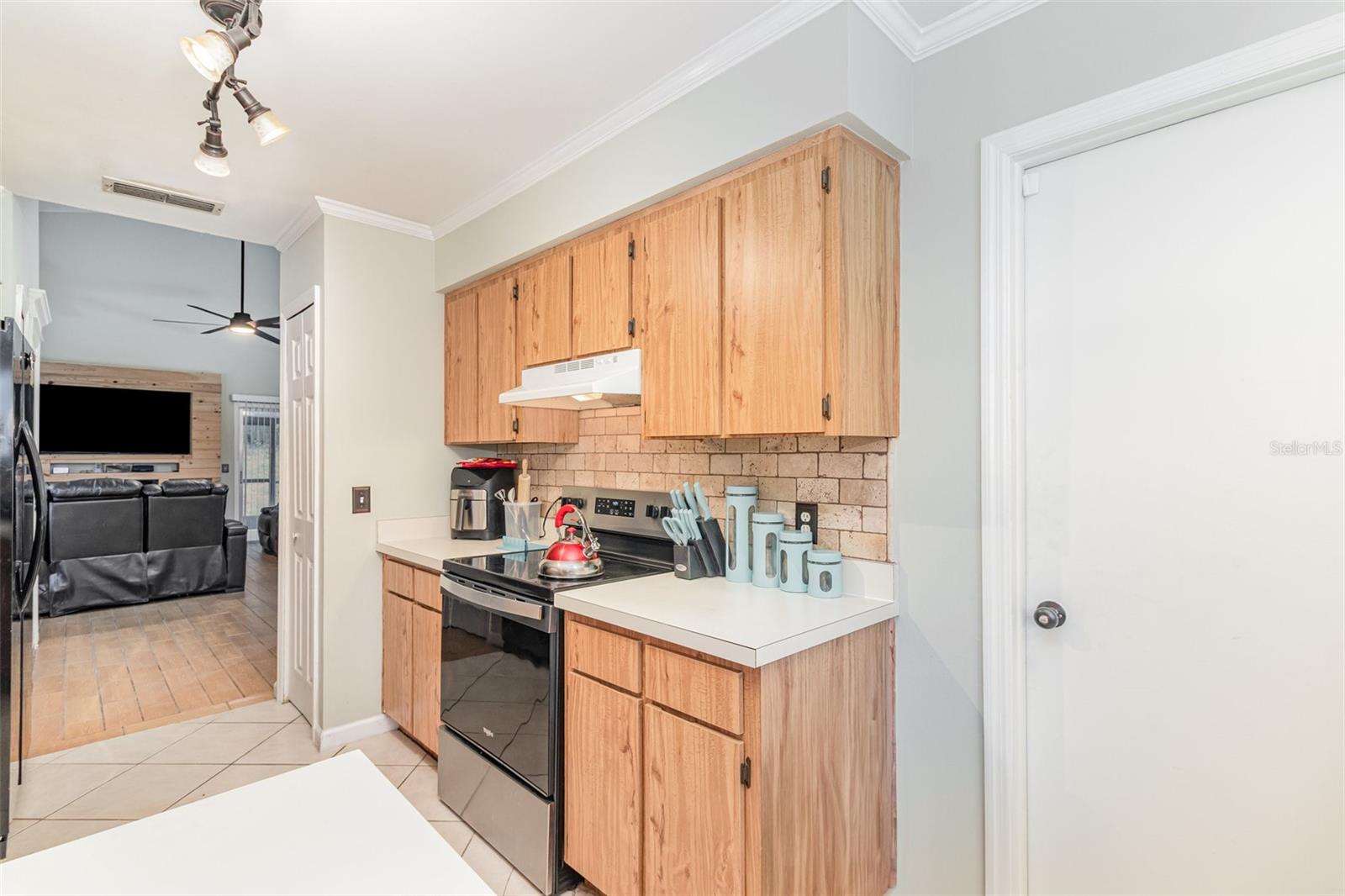 Image 12 of 30 For 437 Alston Drive