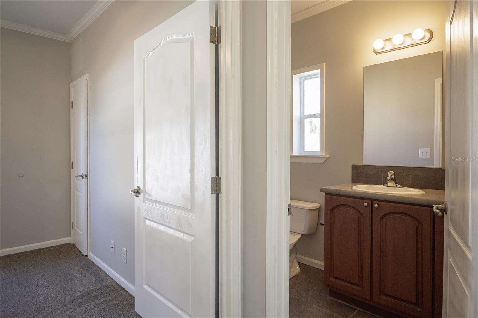 Image 16 of 39 For 1873 Nanton Street Nw