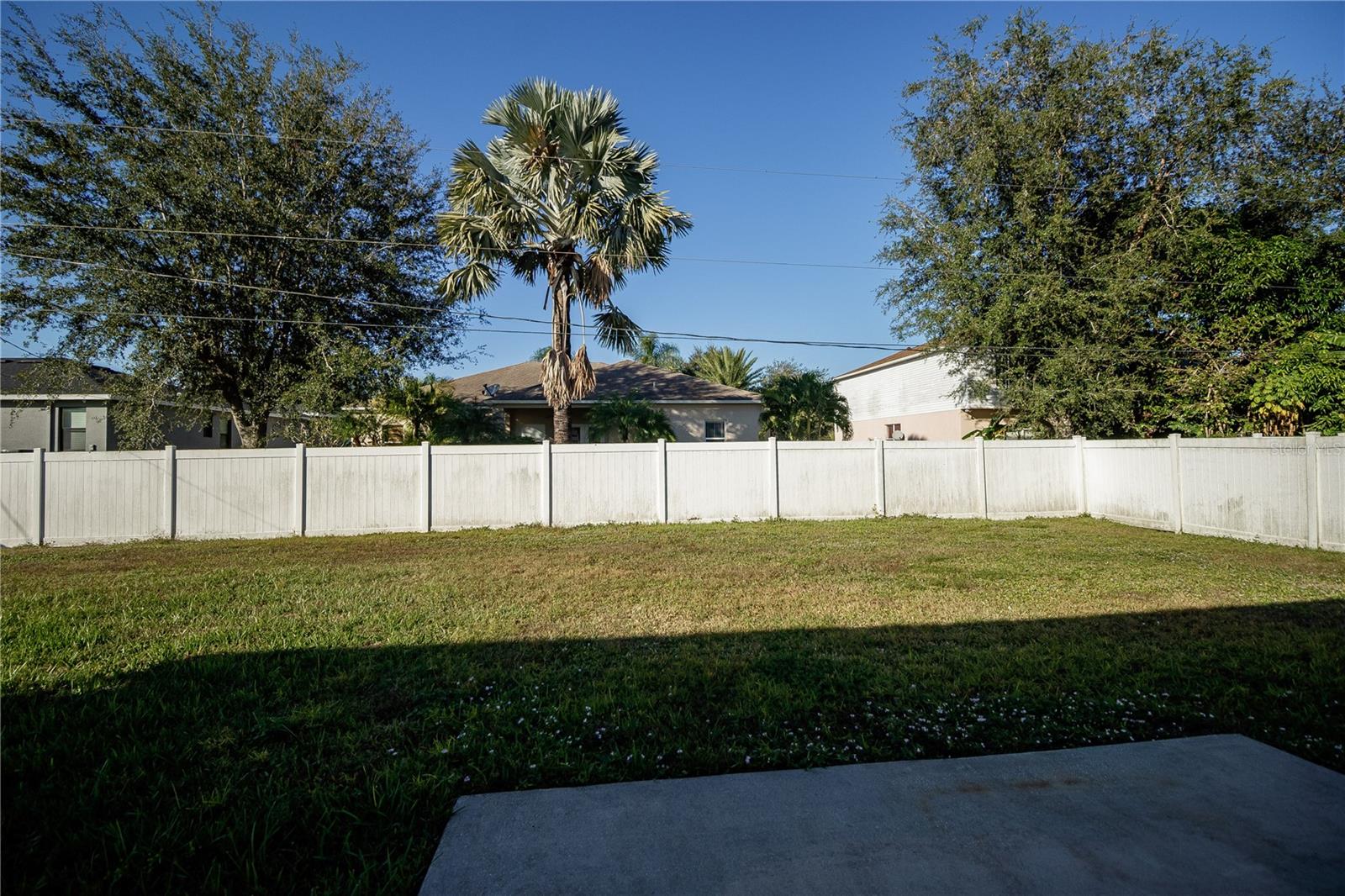 Image 22 of 39 For 1873 Nanton Street Nw