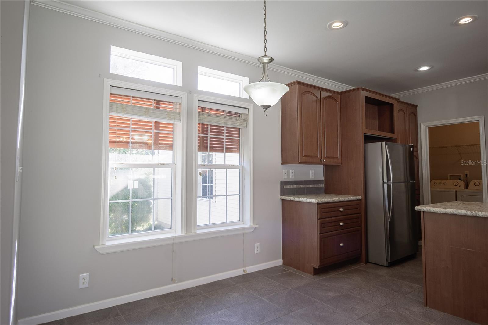 Image 6 of 39 For 1873 Nanton Street Nw