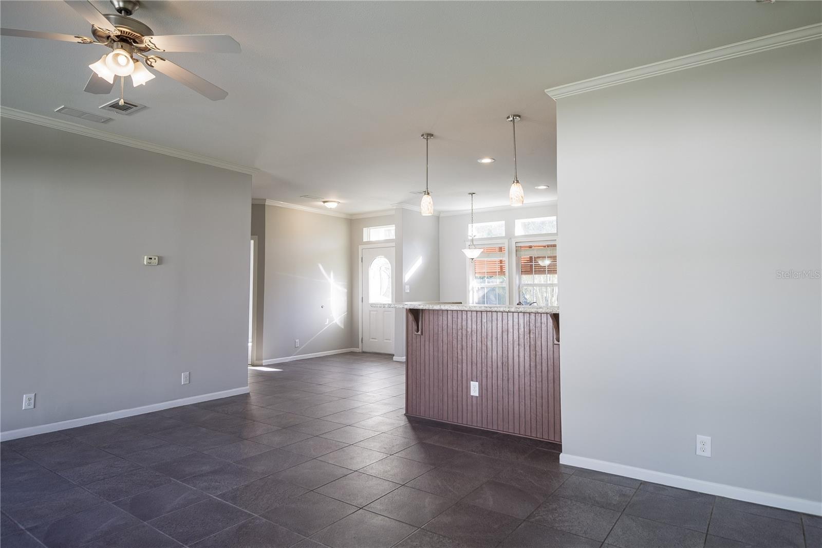 Image 8 of 39 For 1873 Nanton Street Nw