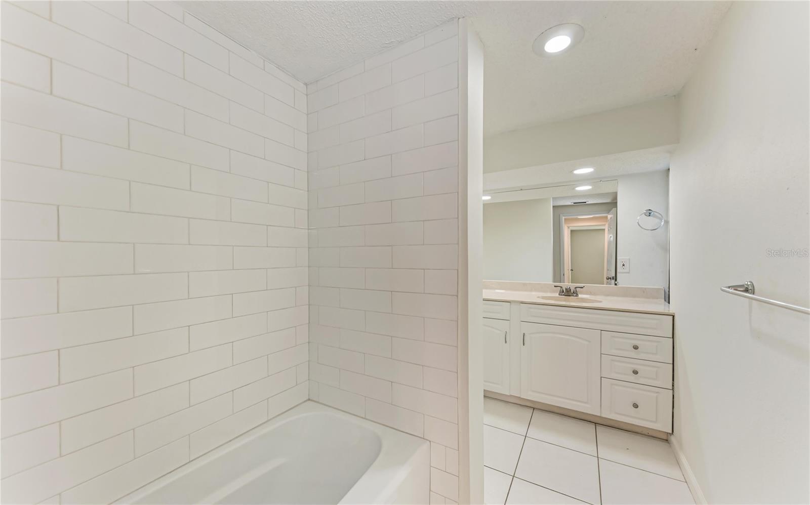 Image 11 of 16 For 3114 Lockwood Lake Circle