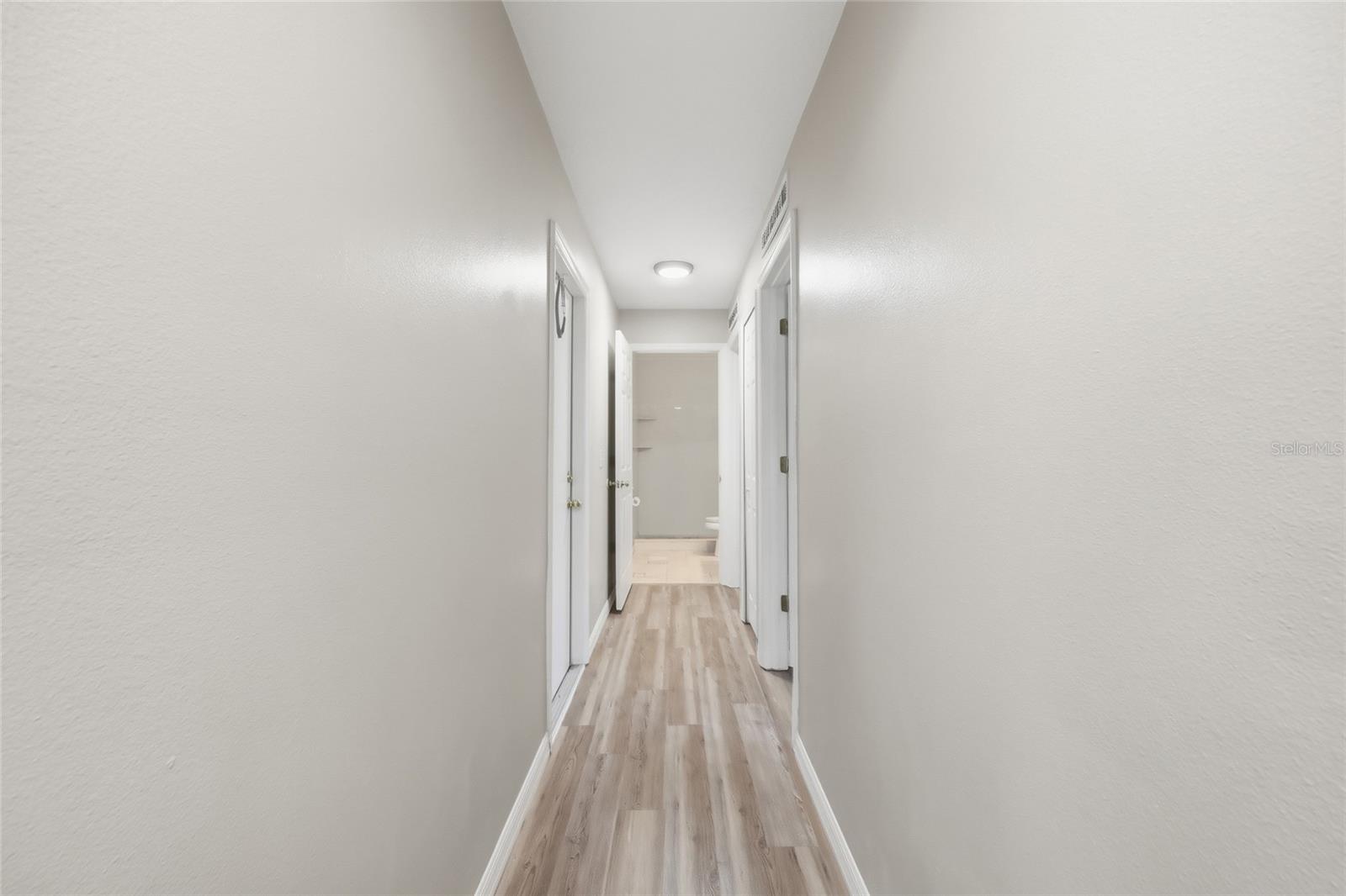 Image 29 of 43 For 539 Granite Circle