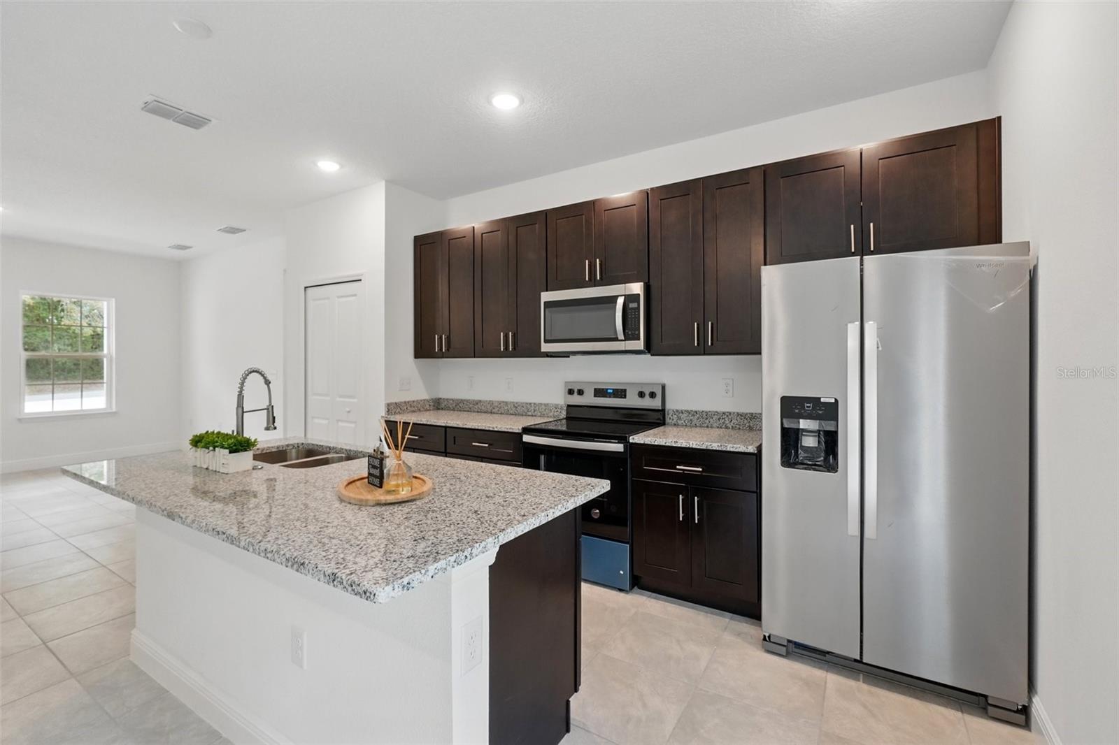 Image 15 of 35 For 7738 Creek Way