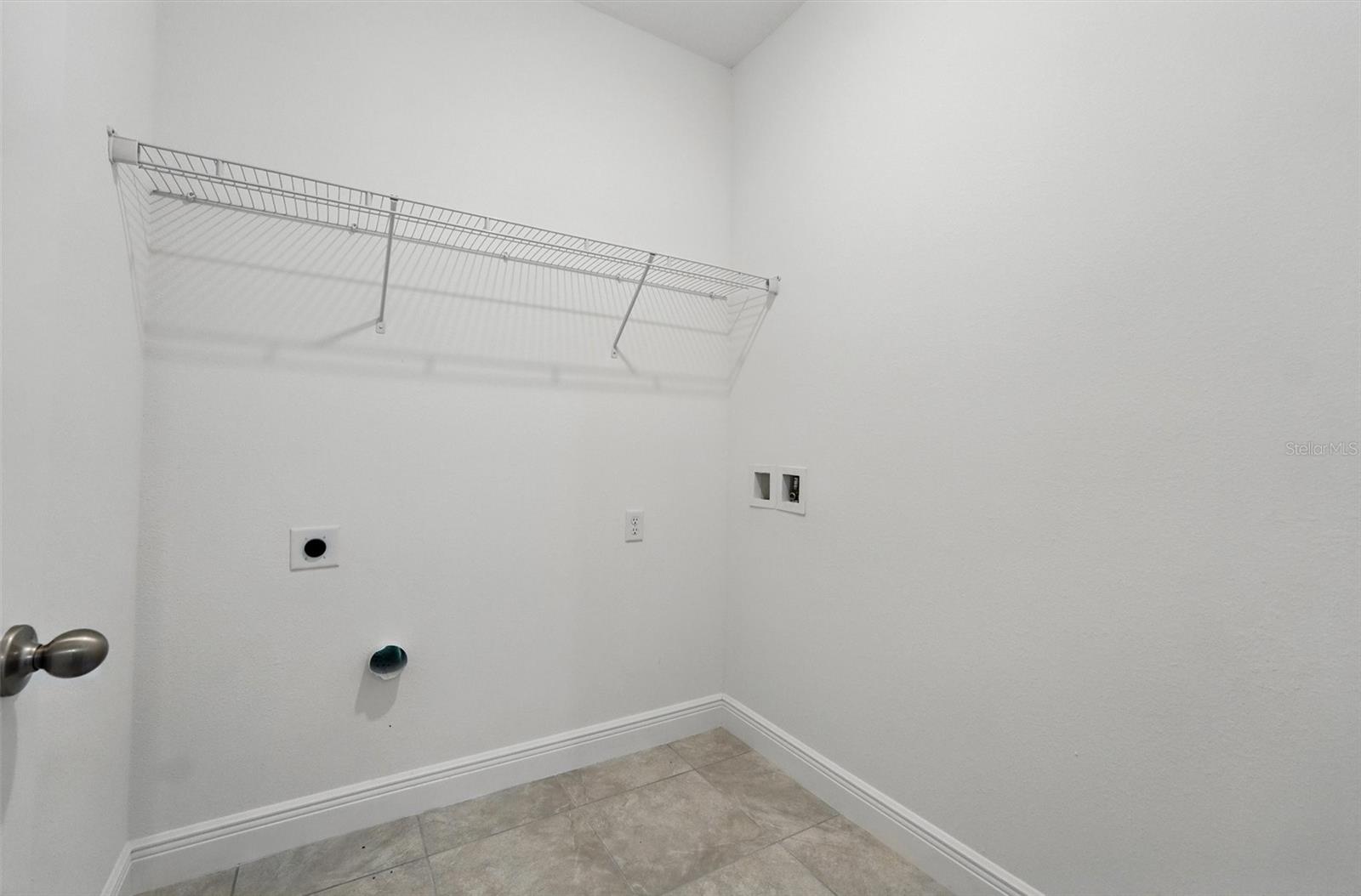 Image 30 of 35 For 7738 Creek Way