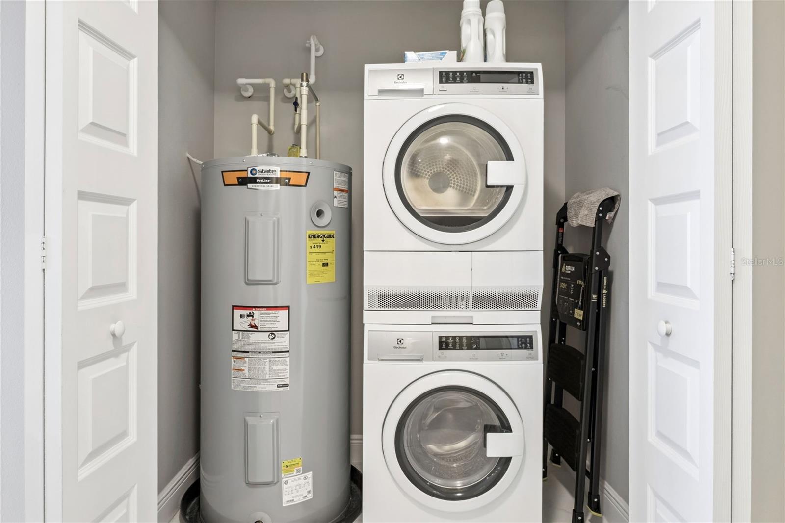 Image 21 of 30 For 16300 County Road 455 302