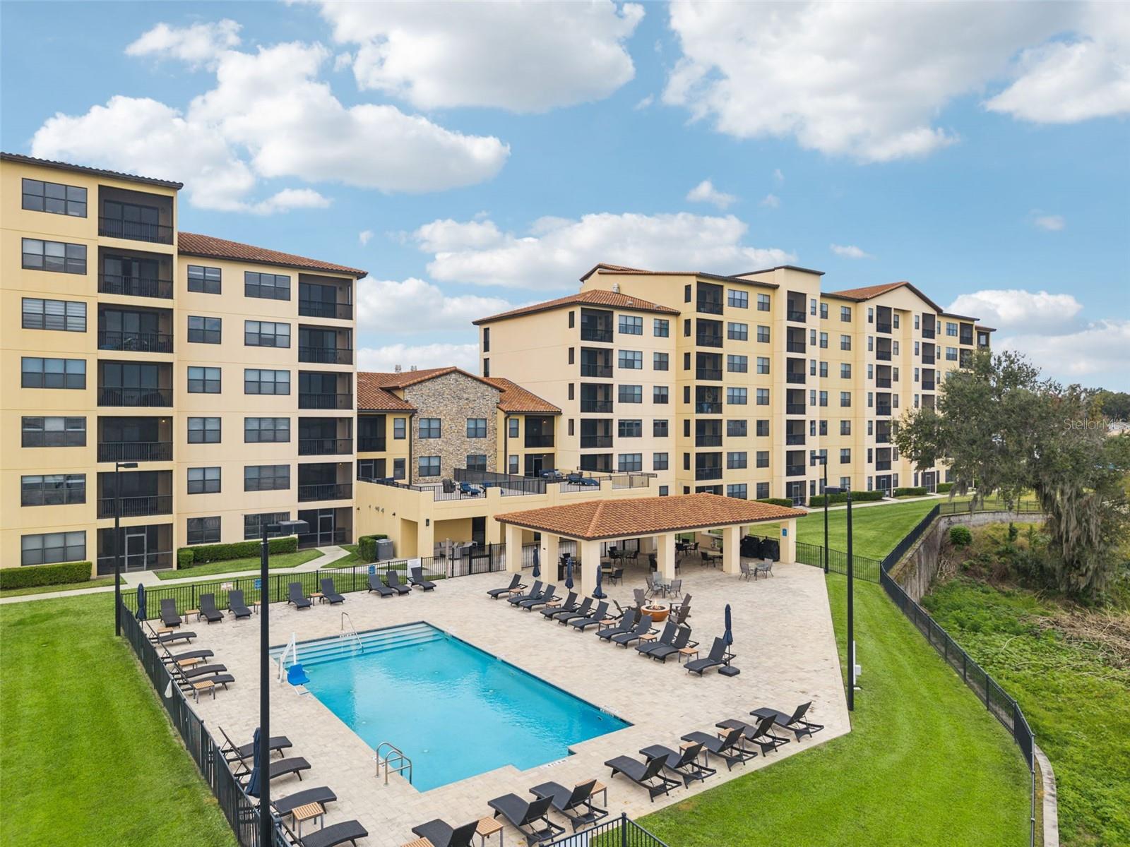 Image 26 of 30 For 16300 County Road 455 302