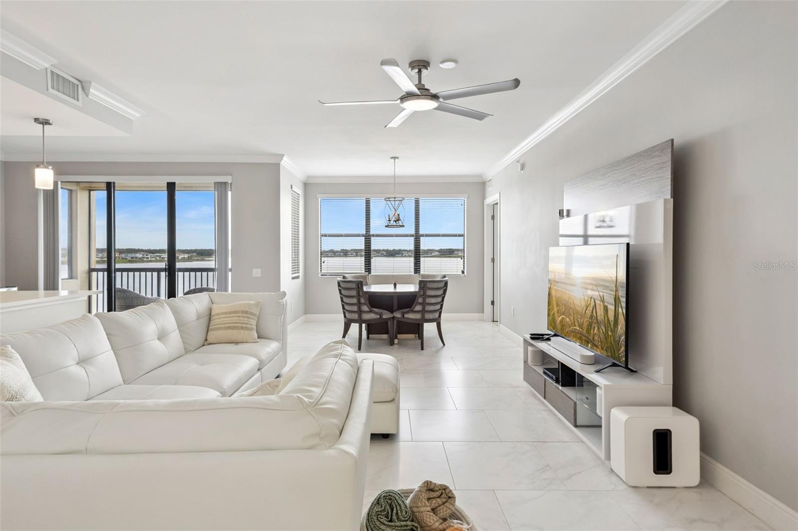 Image 3 of 30 For 16300 County Road 455 302