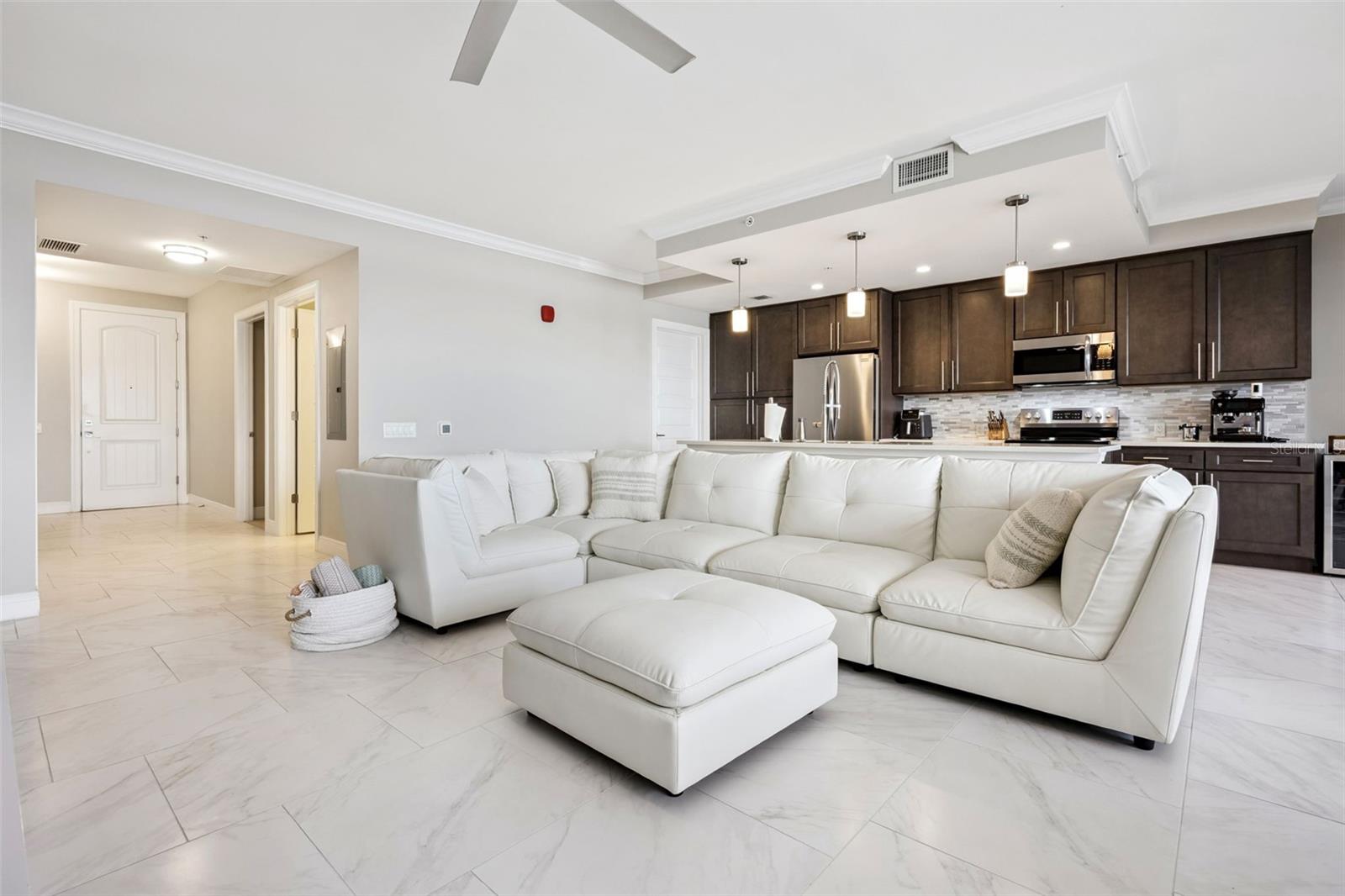 Image 6 of 30 For 16300 County Road 455 302