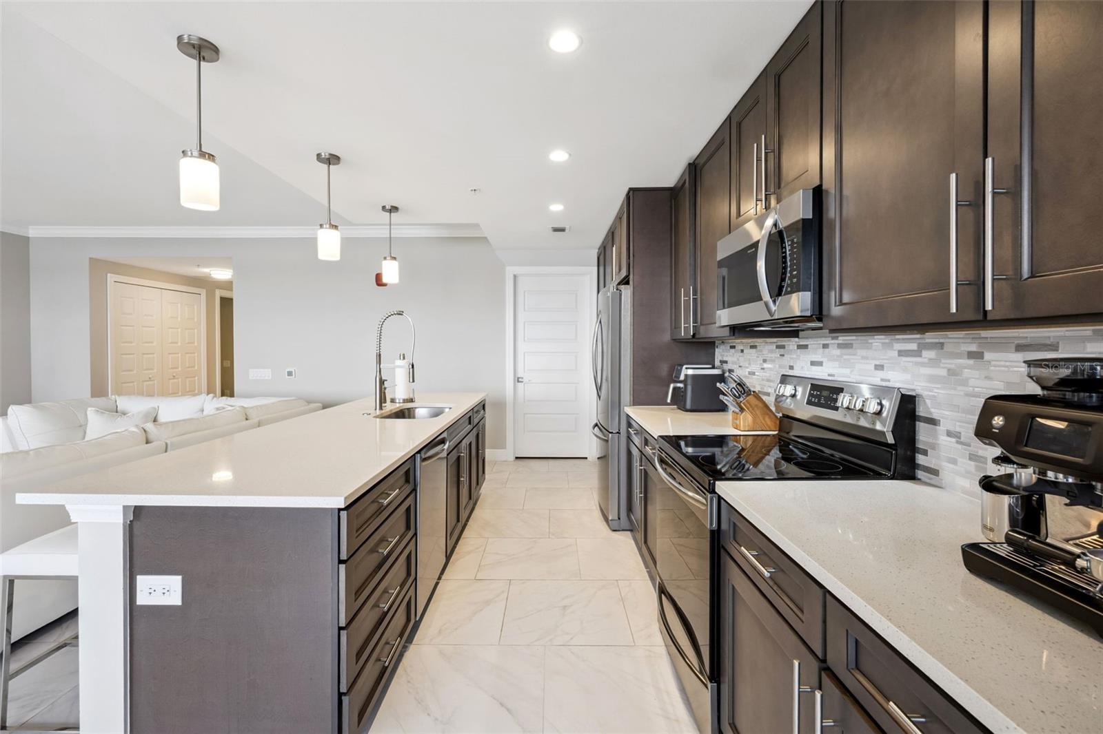 Image 9 of 30 For 16300 County Road 455 302