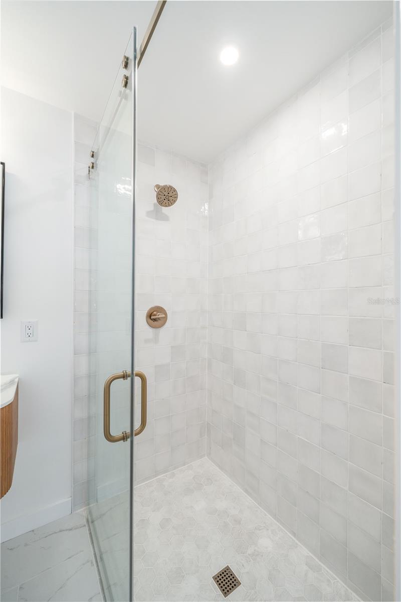 Image 25 of 52 For 5013 Monet Avenue