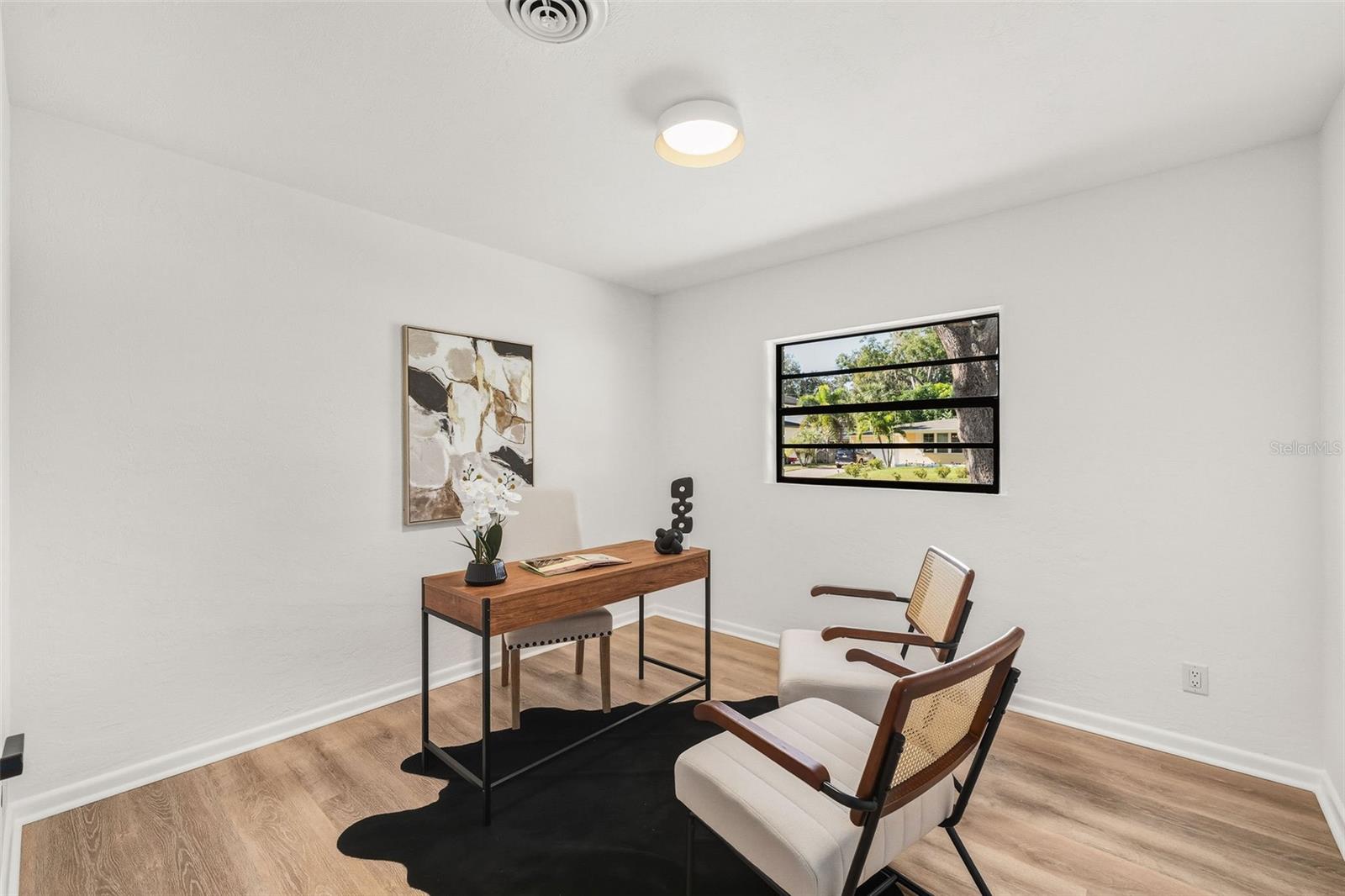 Image 31 of 52 For 5013 Monet Avenue