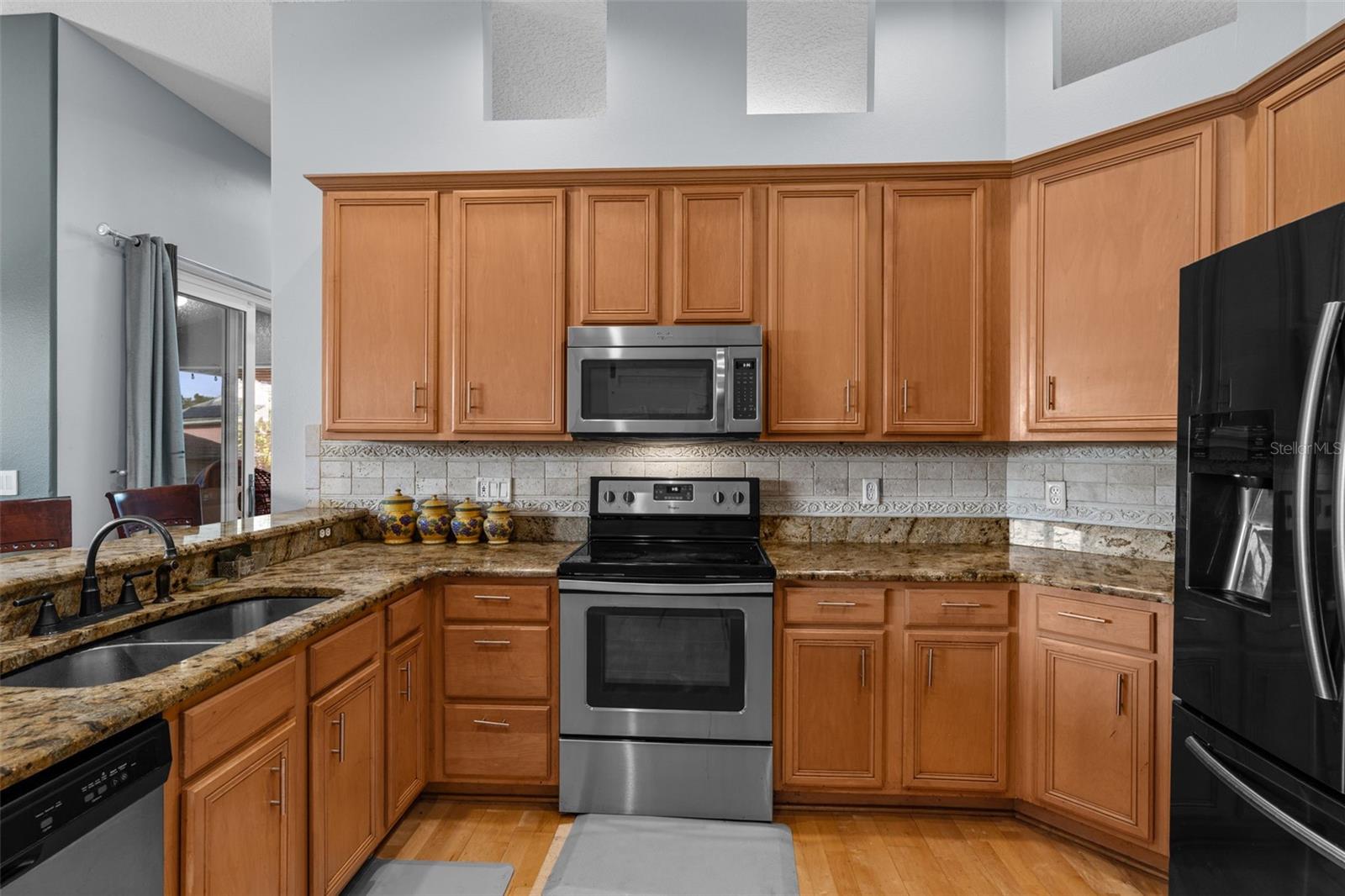 Image 12 of 42 For 1381 Shelter Rock Road