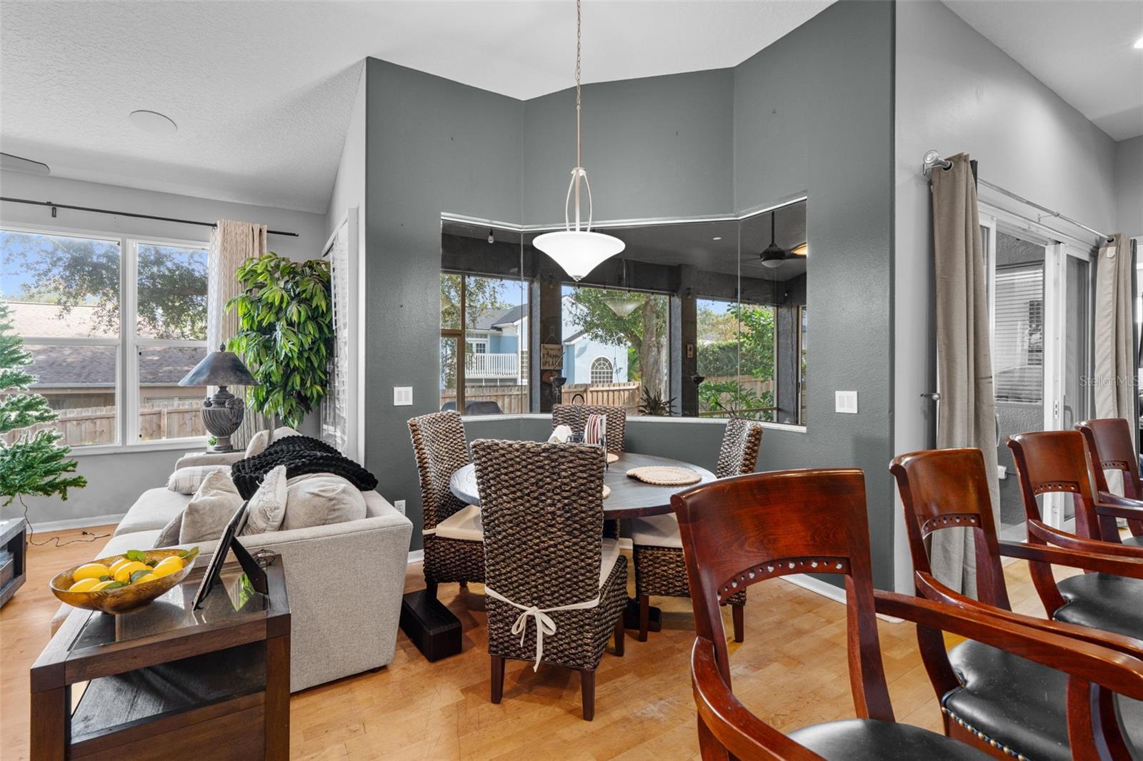 Image 15 of 42 For 1381 Shelter Rock Road