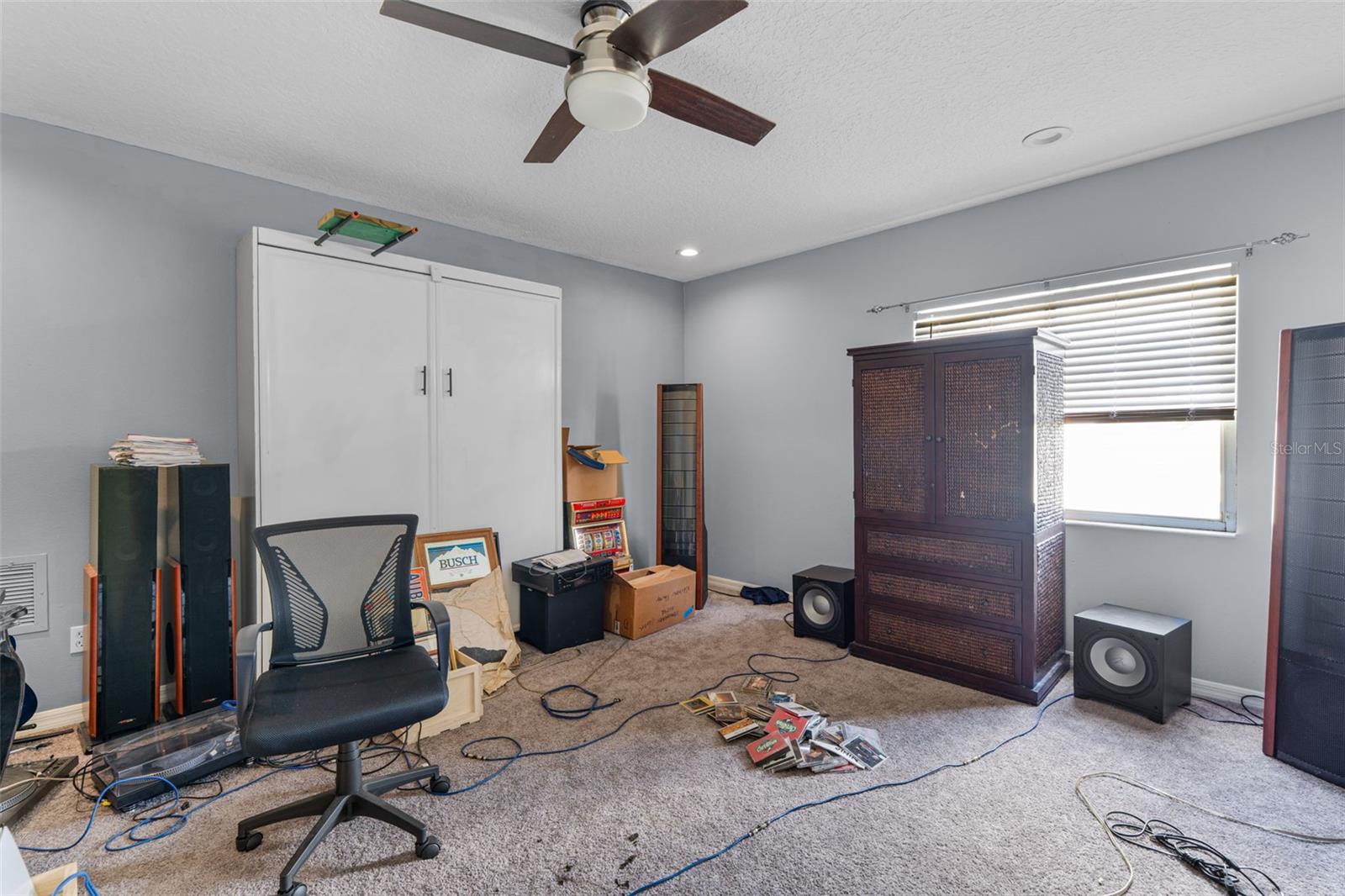 Image 31 of 42 For 1381 Shelter Rock Road