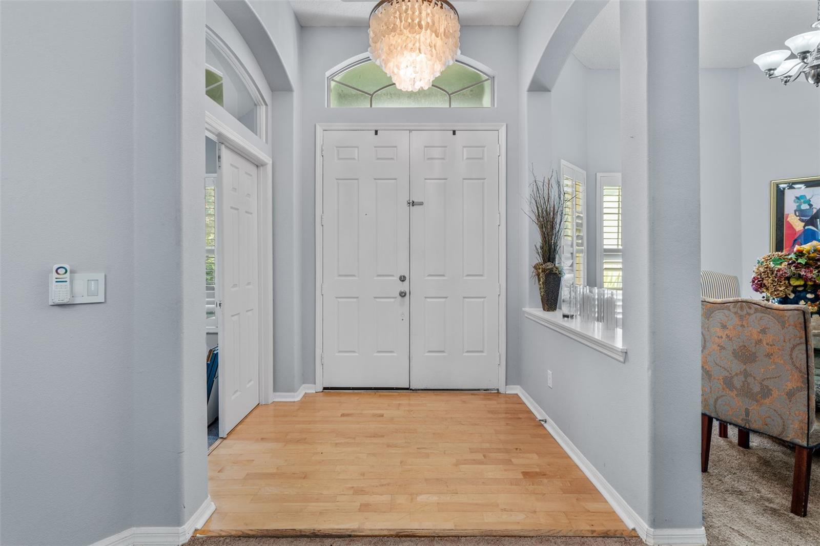 Image 4 of 42 For 1381 Shelter Rock Road