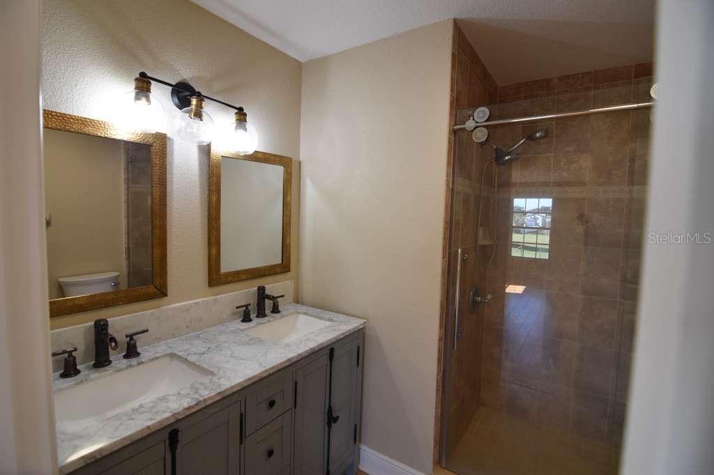 Image 15 of 24 For 3233 Hickory Tree Road