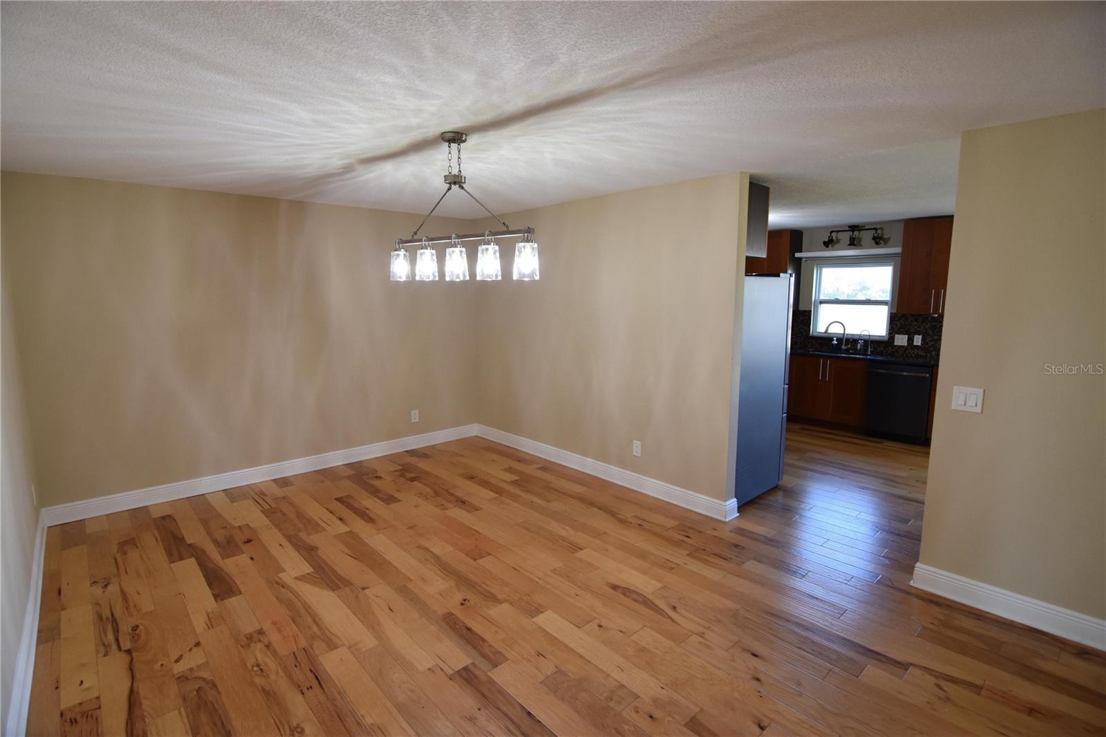 Image 9 of 24 For 3233 Hickory Tree Road