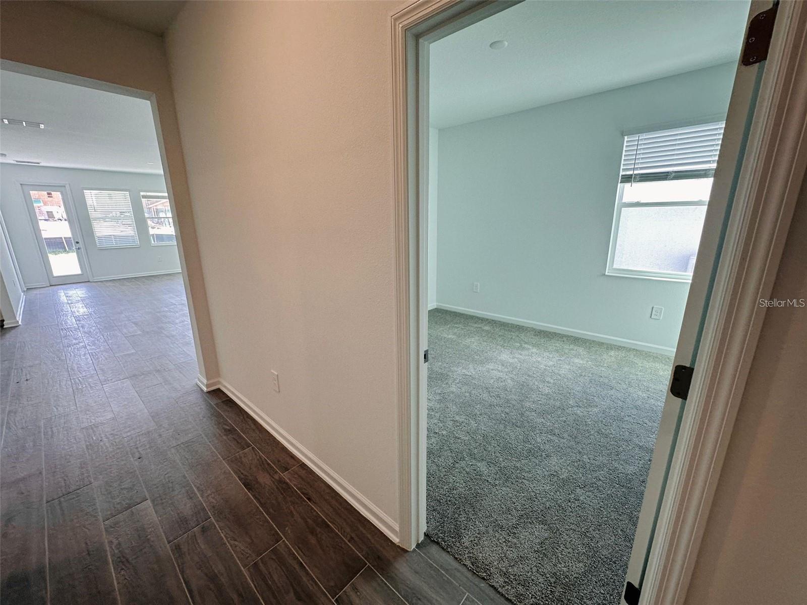 Image 15 of 26 For 2665 Armstrong Avenue