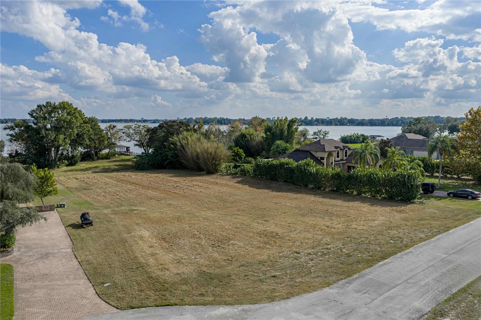 Image 5 of 13 For 2080 Kennwood Grove Lane