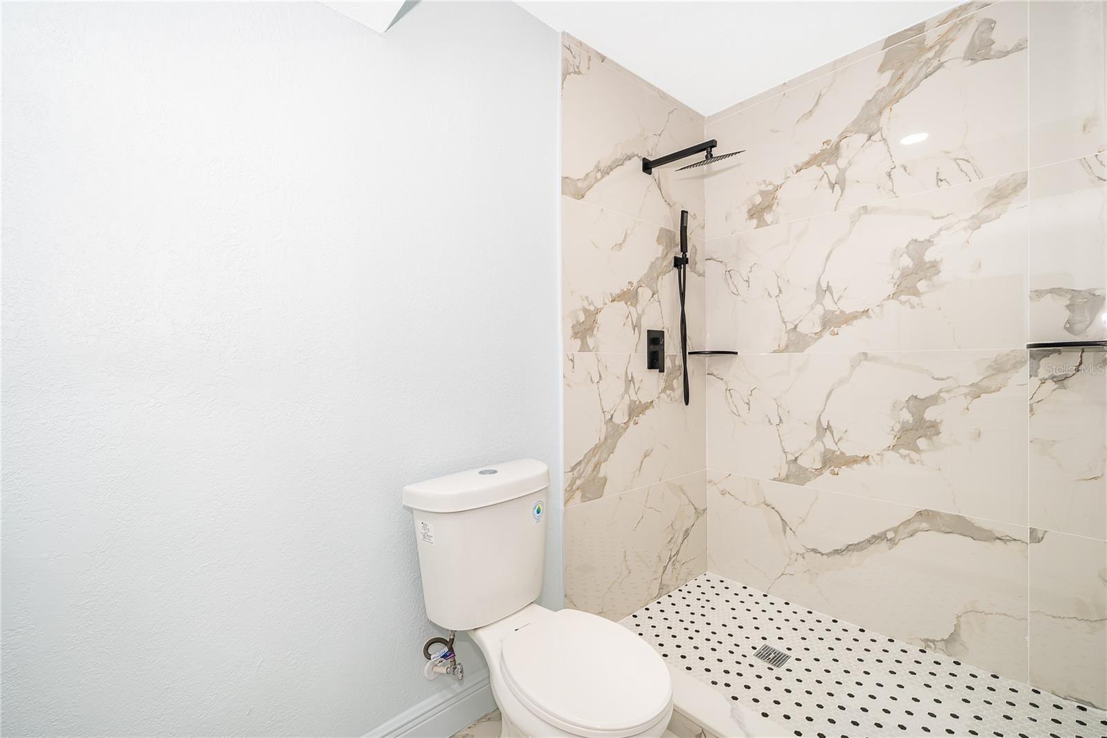 Image 13 of 24 For 520 Hillside Drive