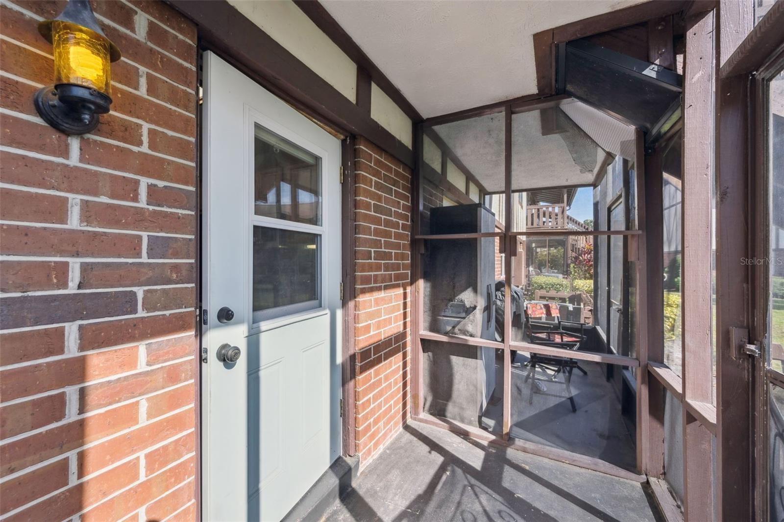 Image 20 of 57 For 5363 Hansel Avenue 9