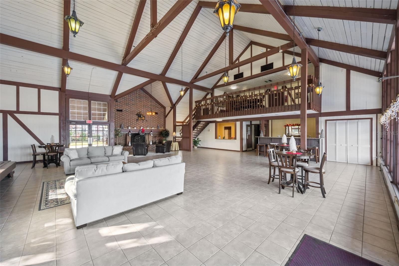 Image 34 of 57 For 5363 Hansel Avenue 9