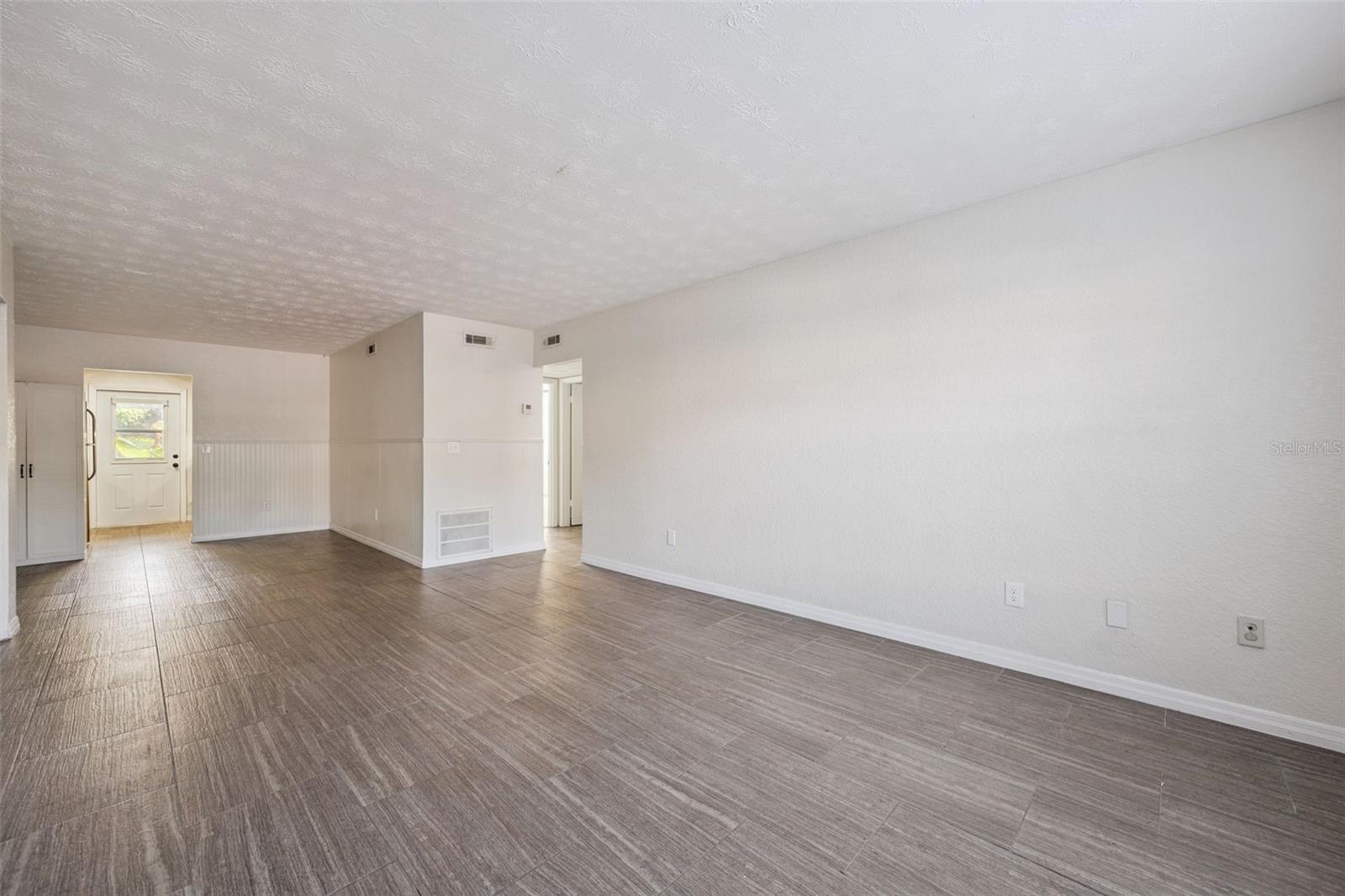 Image 9 of 57 For 5363 Hansel Avenue 9