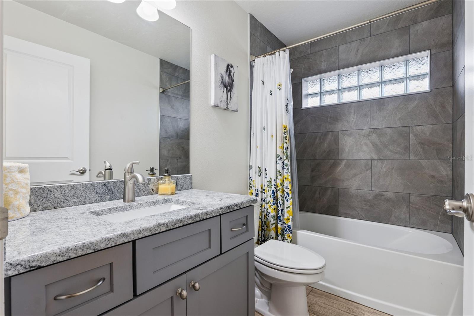 Image 14 of 19 For 1049 Pinder Street