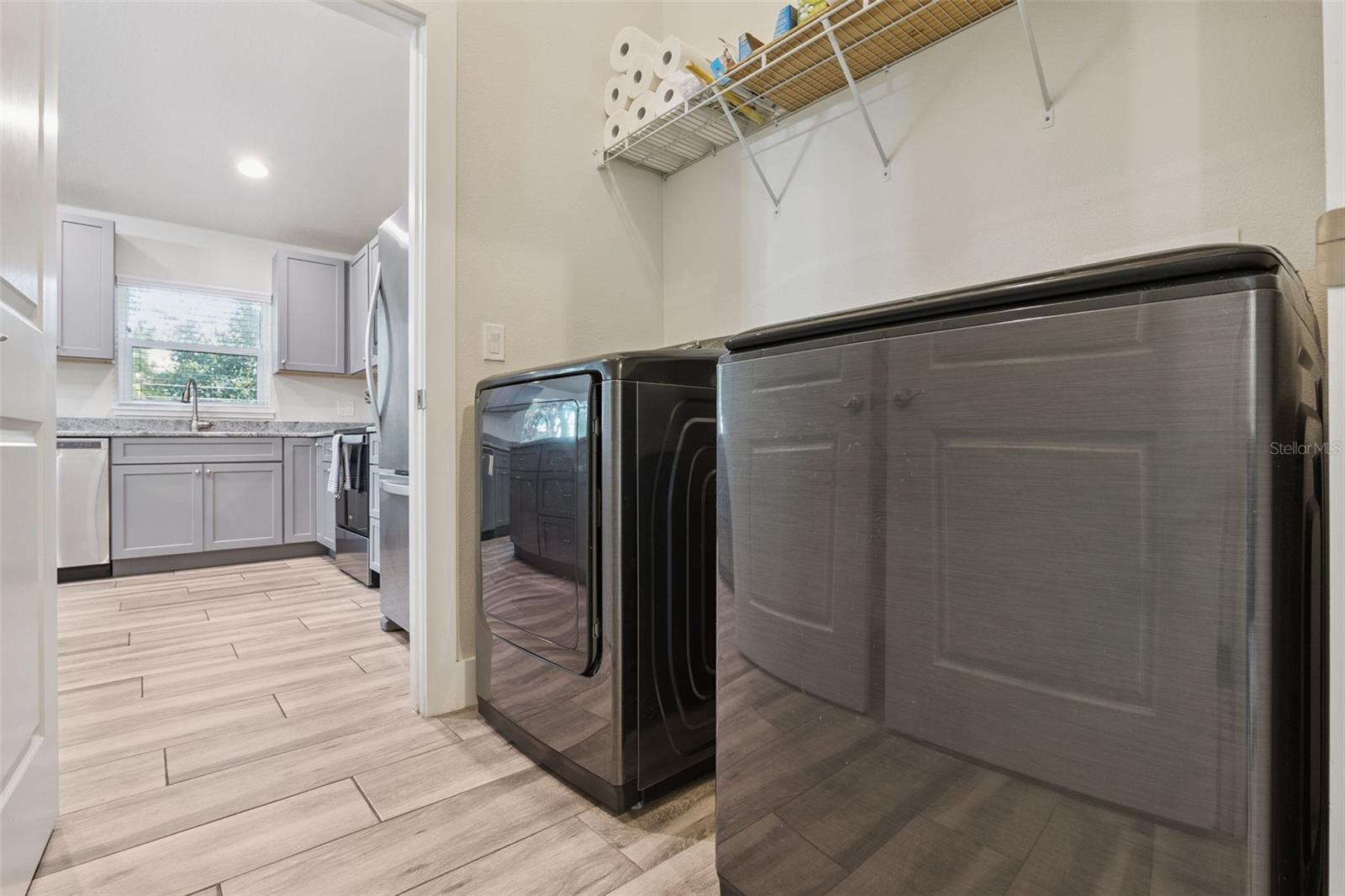 Image 15 of 19 For 1049 Pinder Street