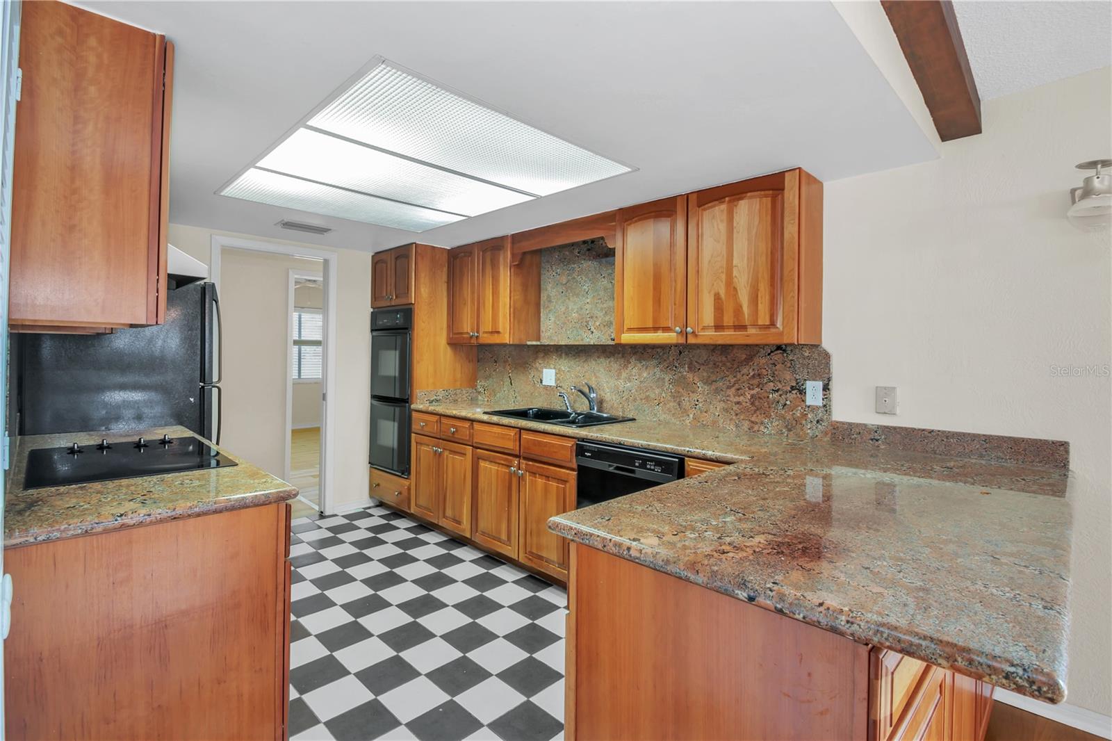 Image 14 of 33 For 445 Desoto Drive