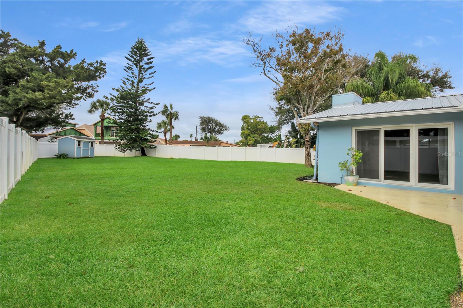 Image 27 of 33 For 445 Desoto Drive