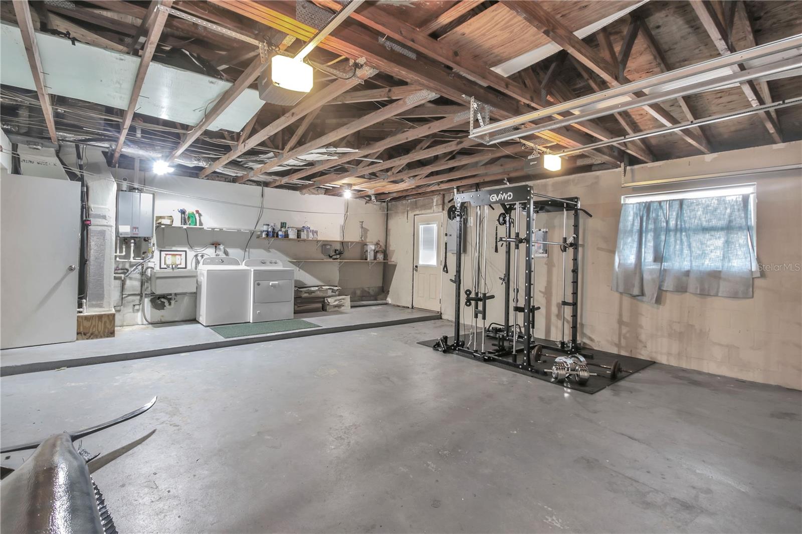 Image 6 of 33 For 445 Desoto Drive