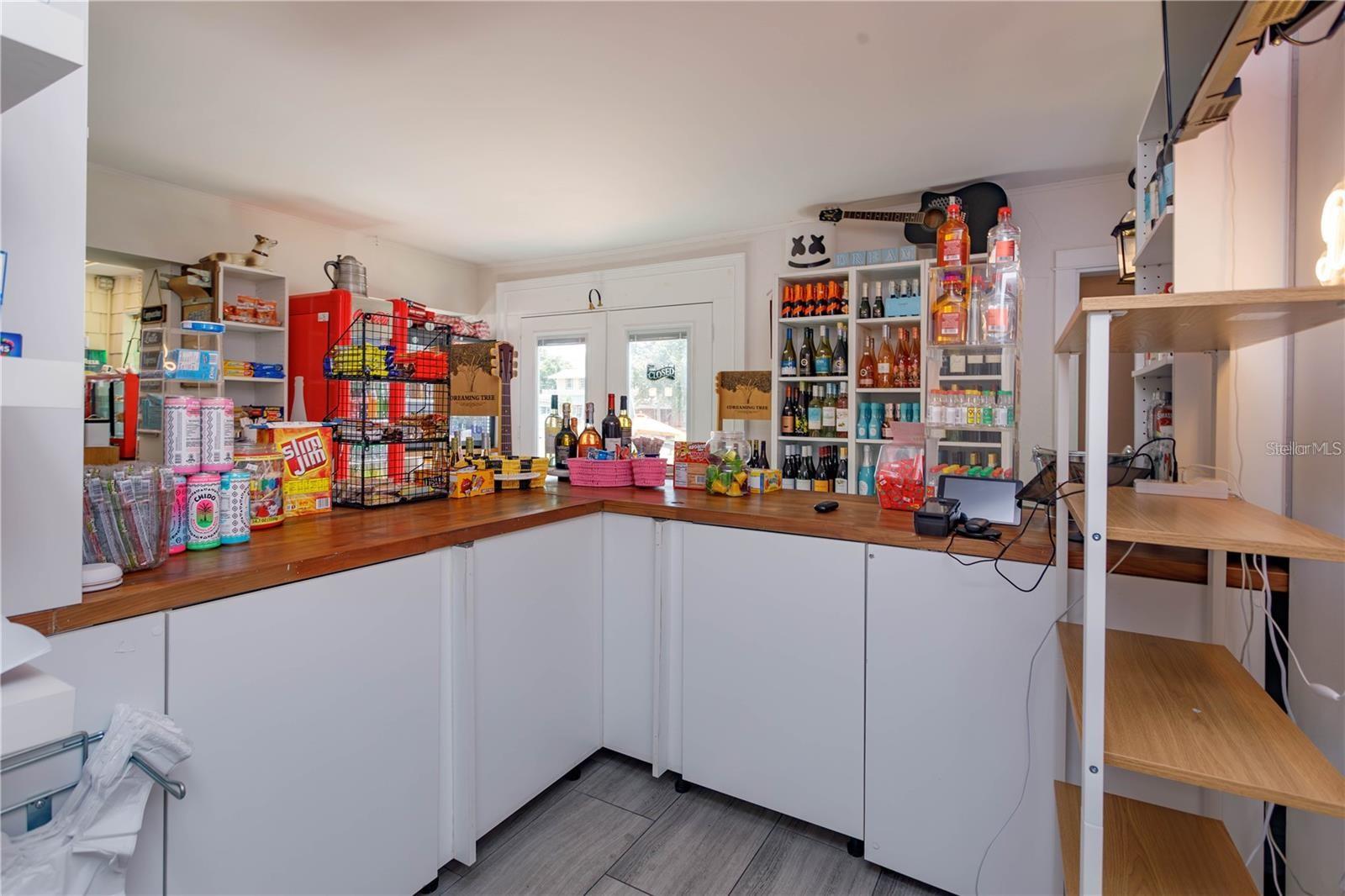 Image 16 of 22 For 300 Eola Drive